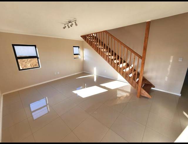 4 BEDROOM TOWNHOUSE FOR SALE IN BISHOPSTOWE